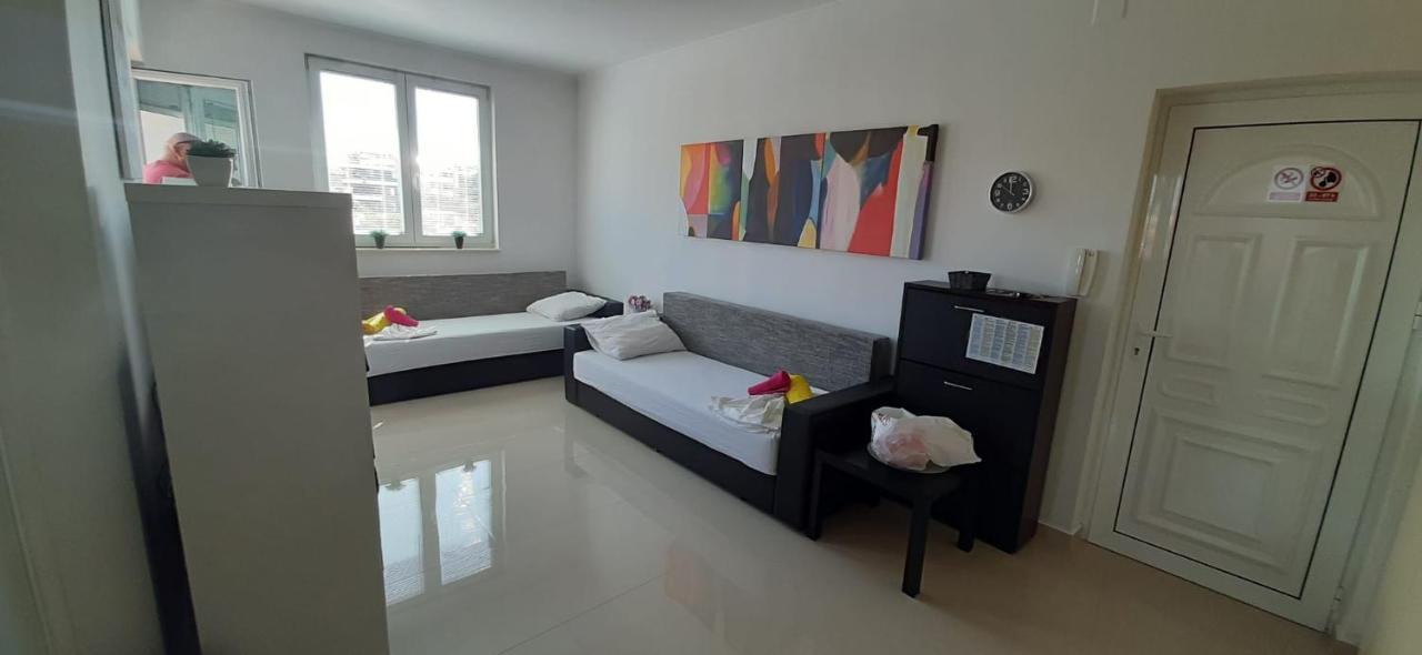Apartment Adrijana Novalja Exteriör bild